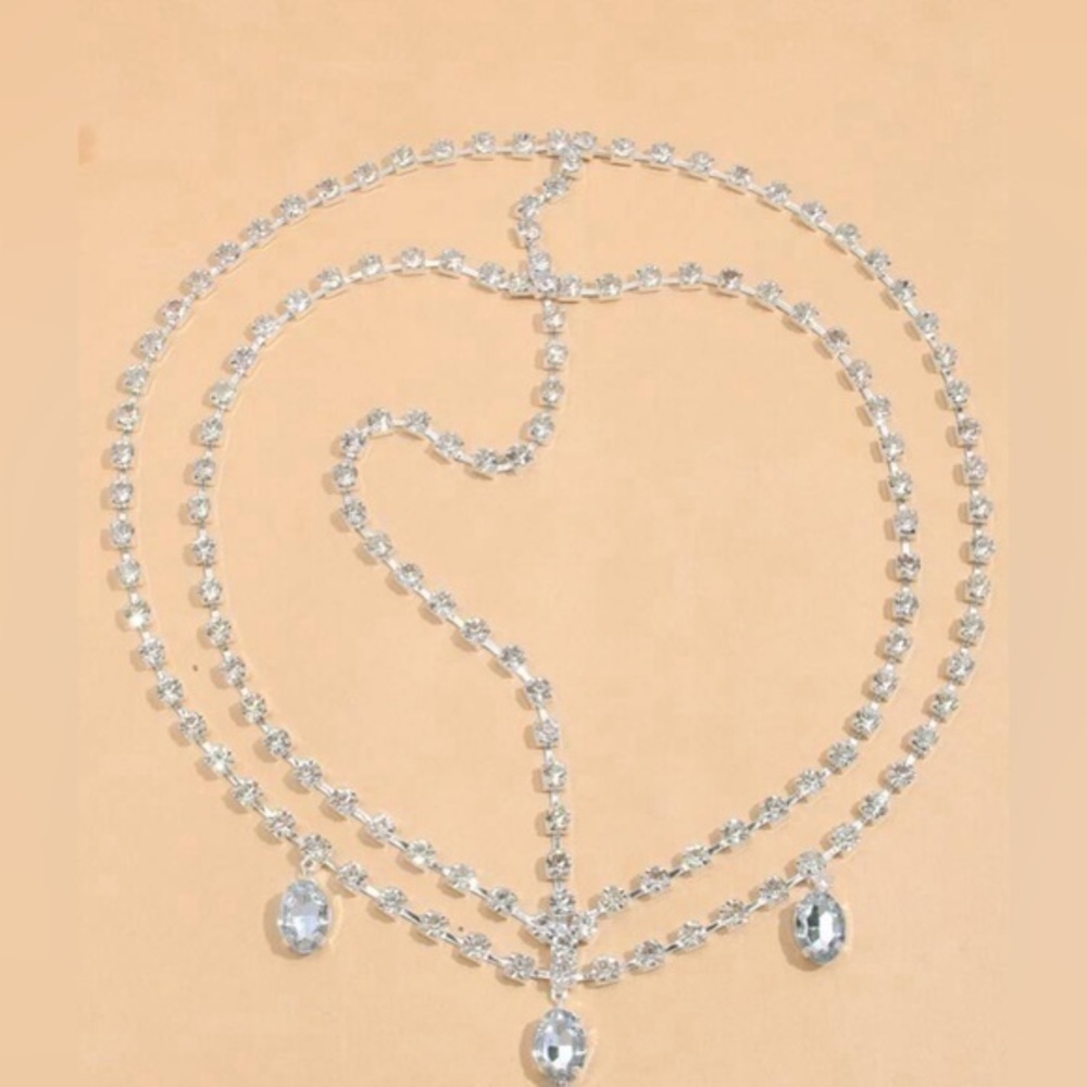 ✨NWT 1pc Silver Teardrop Shaped Rhinestone Decorated Headband - Picture 2 of 3